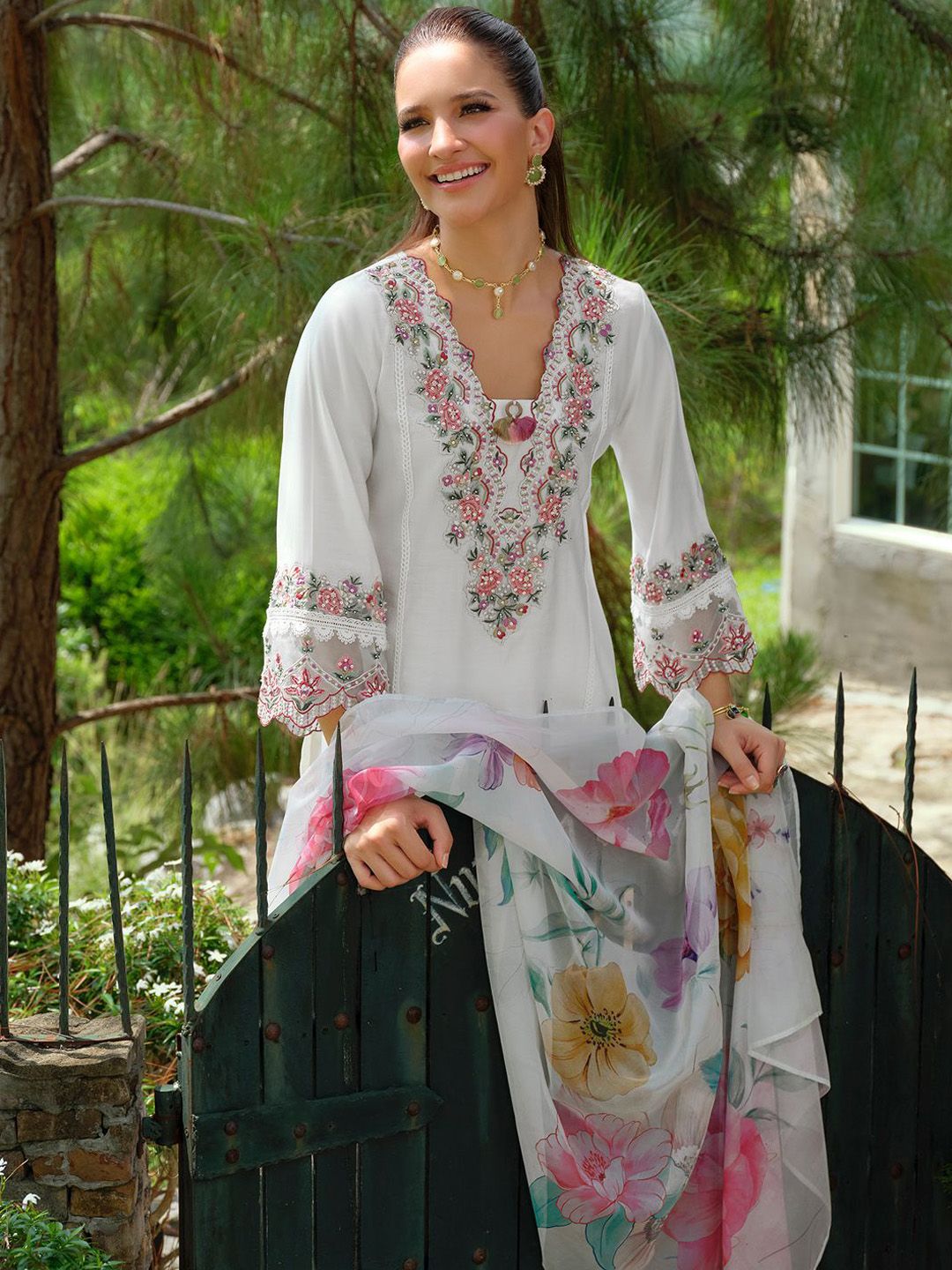 Floral Yoke Design Square Neck Thread Work A-Line Kurta With Trousers & Dupatta