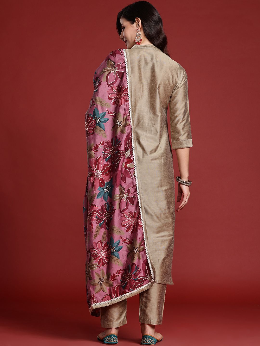 Dhiyona IE Floral Embroidered Thread Work Kurta with Trousers & With Dupatta