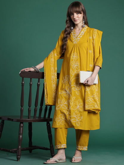 Floral Embroidered Thread Work Pure Cotton Kurta with Trousers & With Dupatta