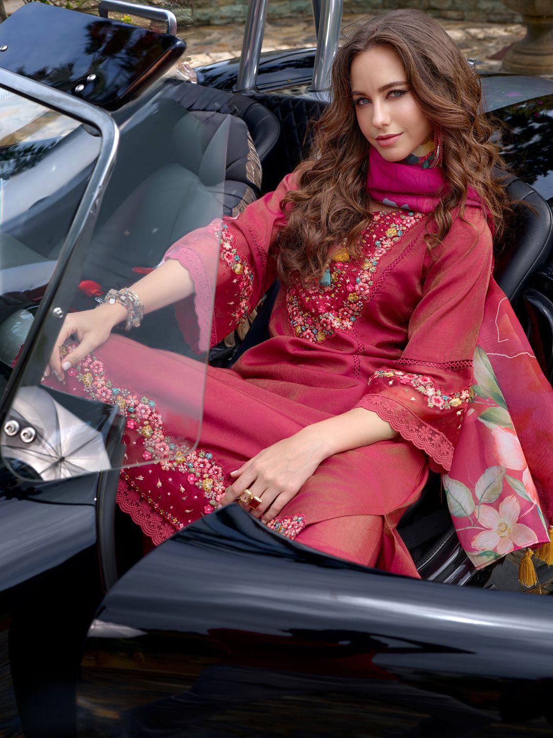Floral Embroidered Thread Work Kurta with Trousers & Dupatta