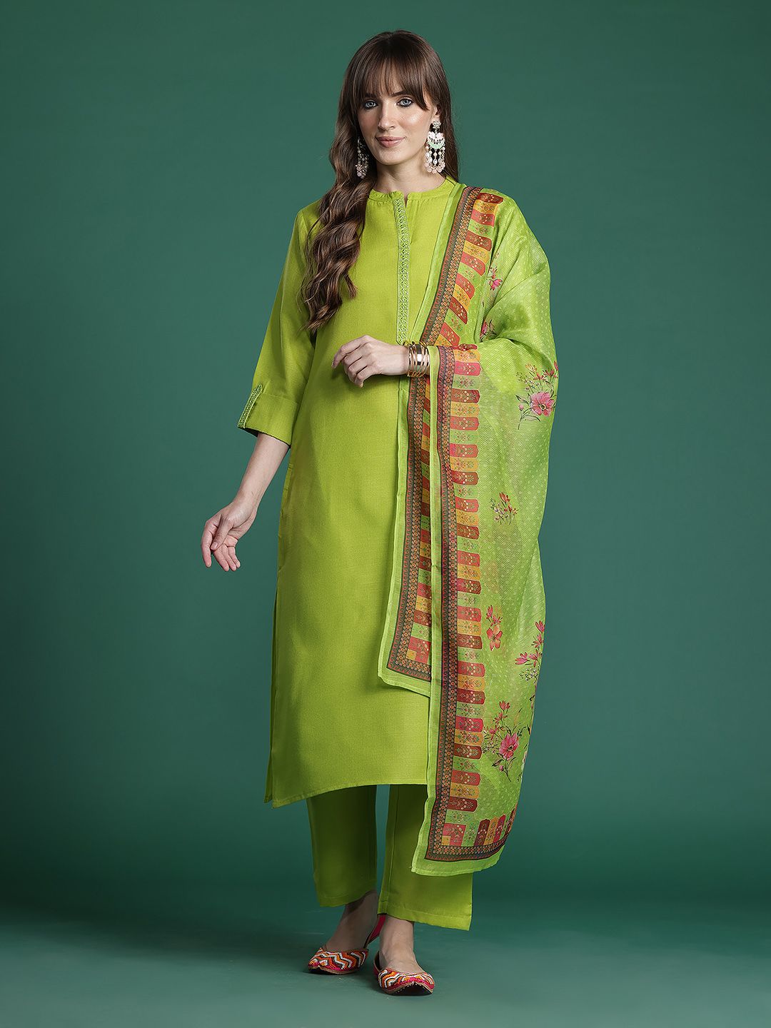 Ethnic Motifs Yoke Design Thread Work Kurta with Trousers & With Dupatta