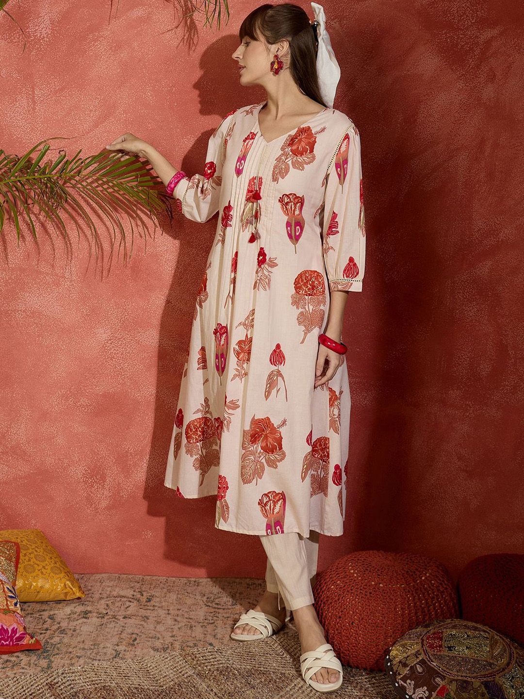 Women Floral Printed Pure Cotton A-Line Kurta with Trousers