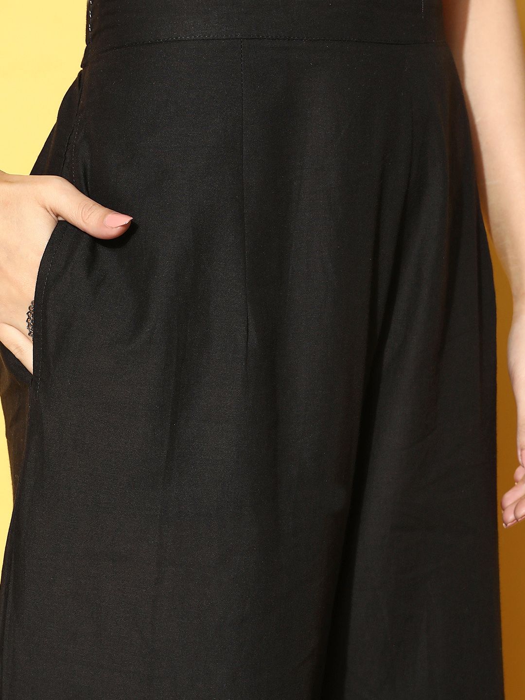 Dhiyona IE Women Black Ethnic Motifs Printed Kurta with Trousers & With Dupatta