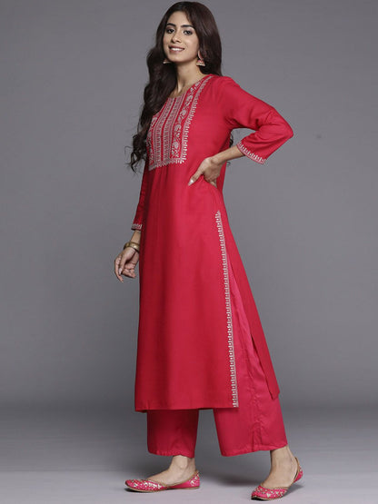 Dhiyona IE Floral Embroidered Round Neck Sequins Straight Kurta