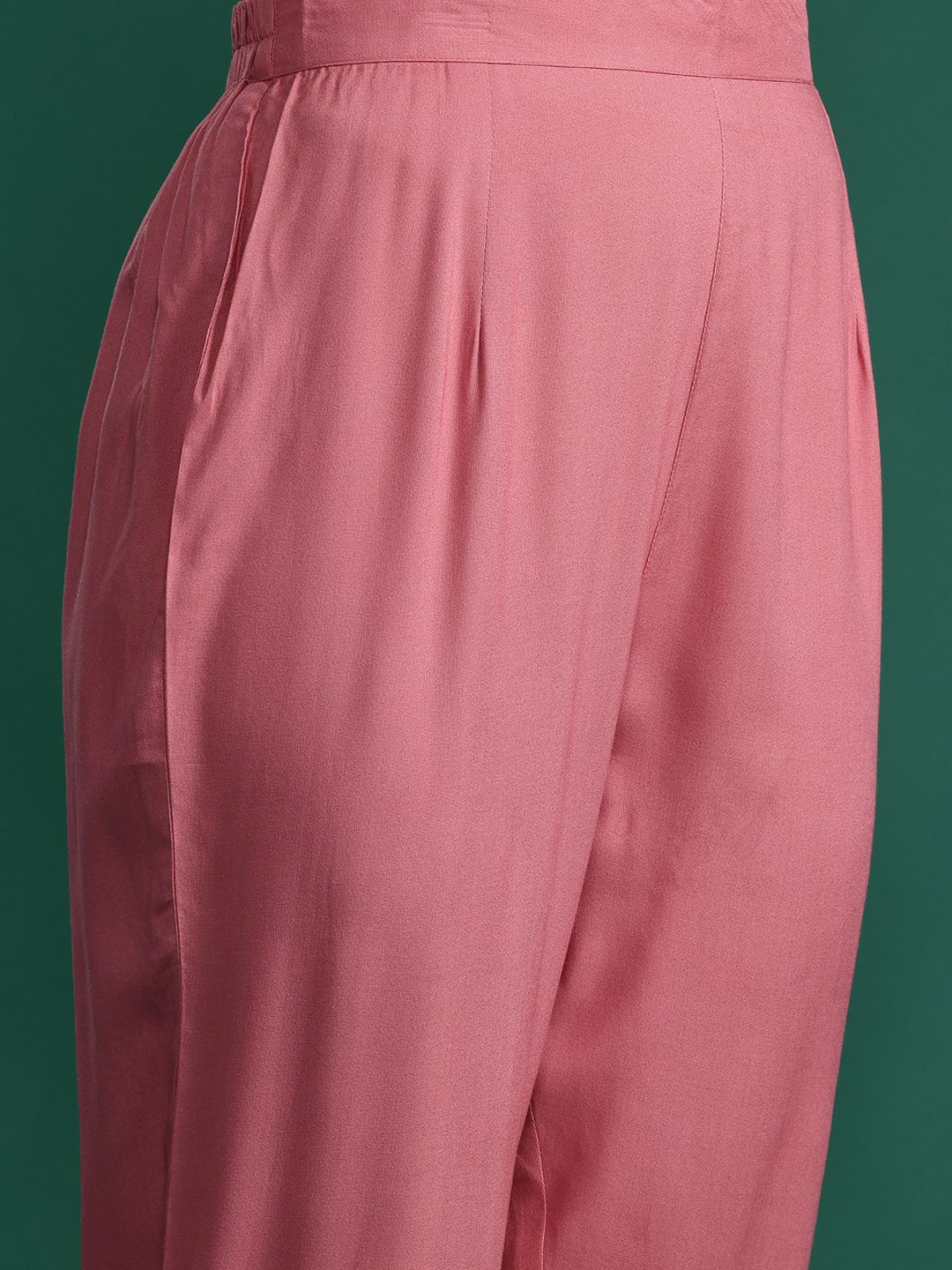 Dhiyona IE Floral Embroidered Sequinned Pure Cotton Kurta with Trousers