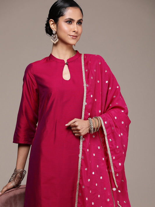 Dhiyona PD Women Women Jashn Kurta With Trousers & Embellished Dupatta