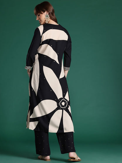 Dhiyona IE Floral Printed Sequinned Kurta with Trousers