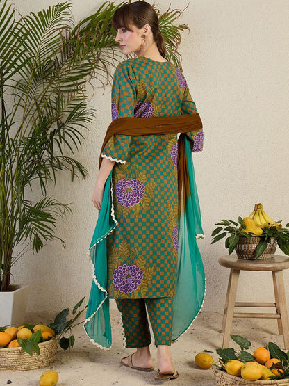 Dhiyona IE Women Floral Printed Regular Beads and Stones Kurta with Trousers & With Dupatta