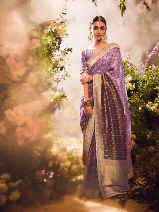 Dhiyona KM Women Lavender Silk Saree