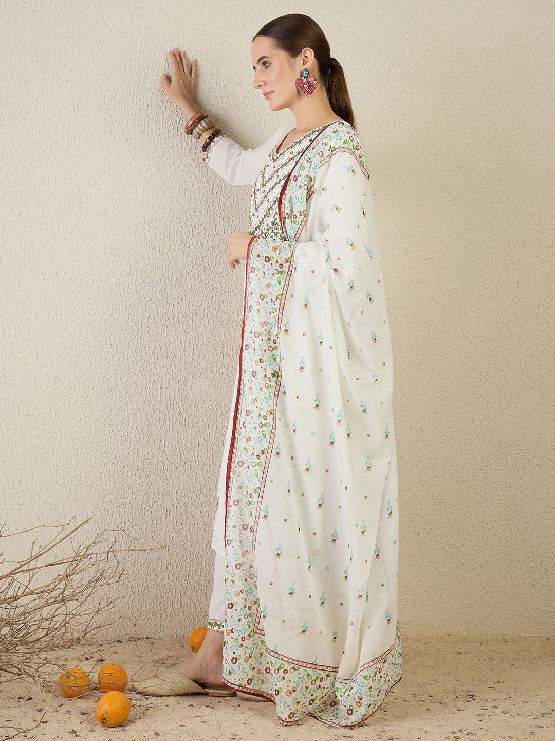 Women Ethnic Motifs Printed Cotton Kurta with Trousers & Dupatta