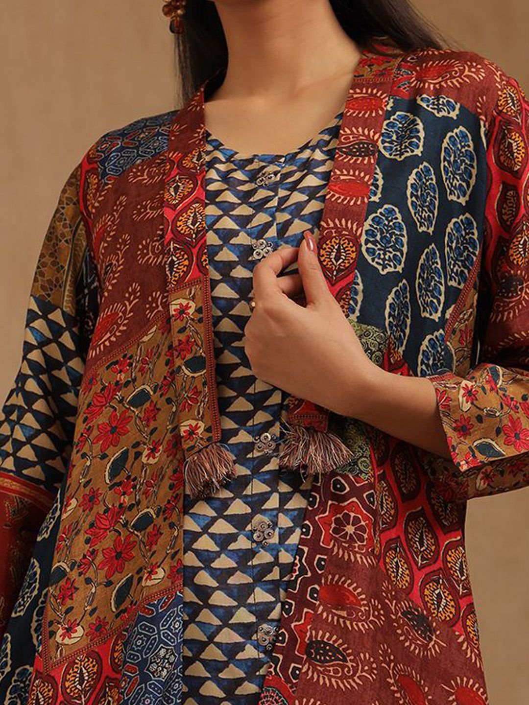 Dhiyona SO Women's Women Geometric Printed Kurt with Patiala & Jacket