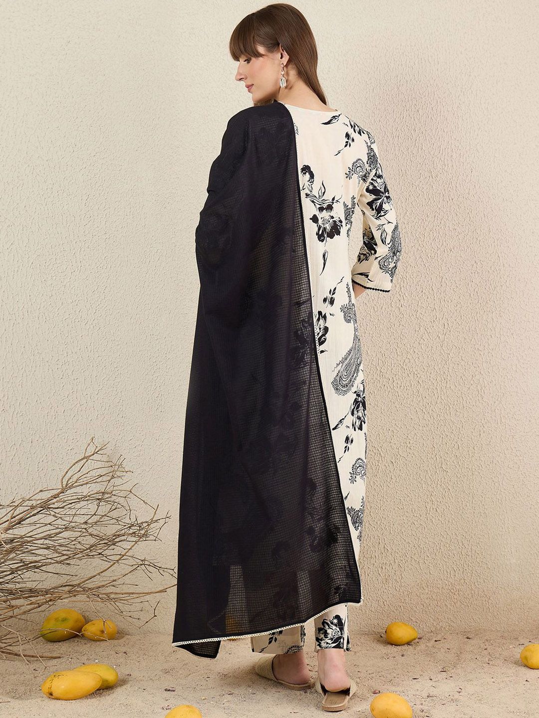 Dhiyona IE Women Floral Printed Cotton Kurta with Trousers & Dupatta