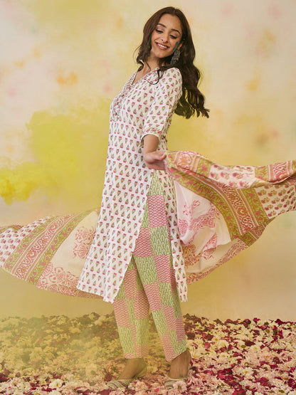 Dhiyona IE Women Floral Printed Regular Pure Cotton Kurta with Trousers & With Dupatta
