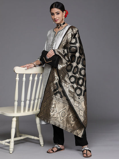 Dhiyona VA Women's Grey & Black Kurta with Trousers & Dupatta