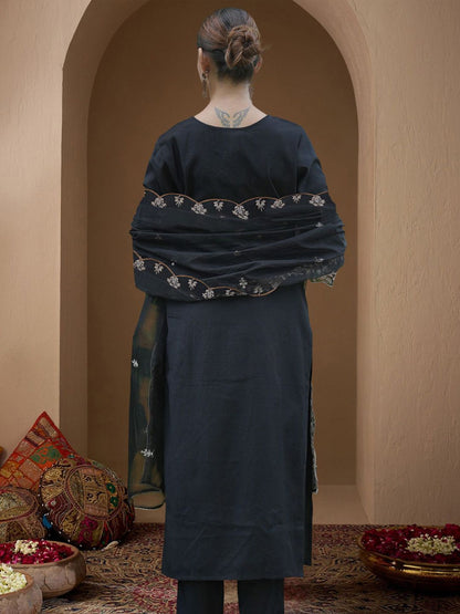 Dhiyona IE Women Embroidered Regular Liva Kurta with Trousers & With Dupatta