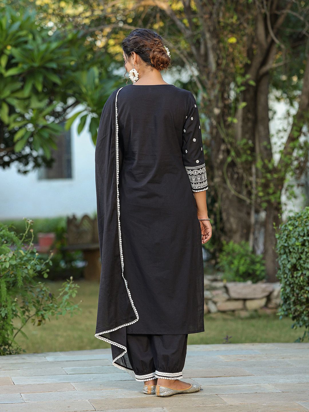 Dhiyona IS Women's Ethnic Motifs Embroidered Straight Pure Cotton Kurta With Trousers & Dupatta
