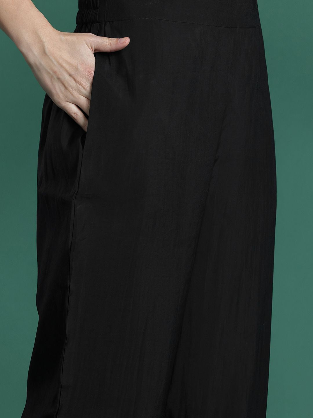 Dhiyona IE Floral Embroidered Pure Cotton Kurta with Trousers & Dupatta