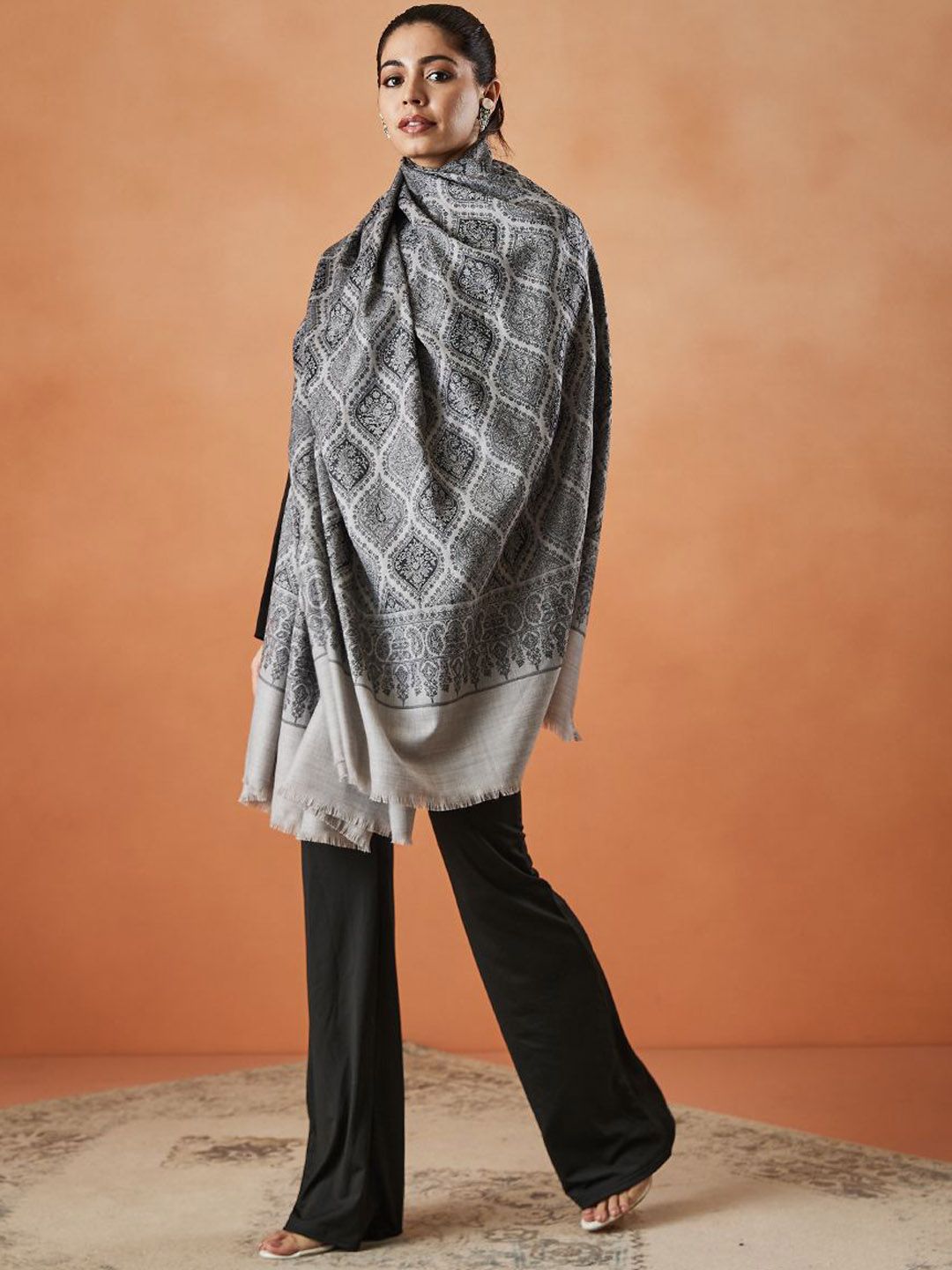 Dhiyona PA Ethnic Motifs Woven Design Woollen Fringed Shawl