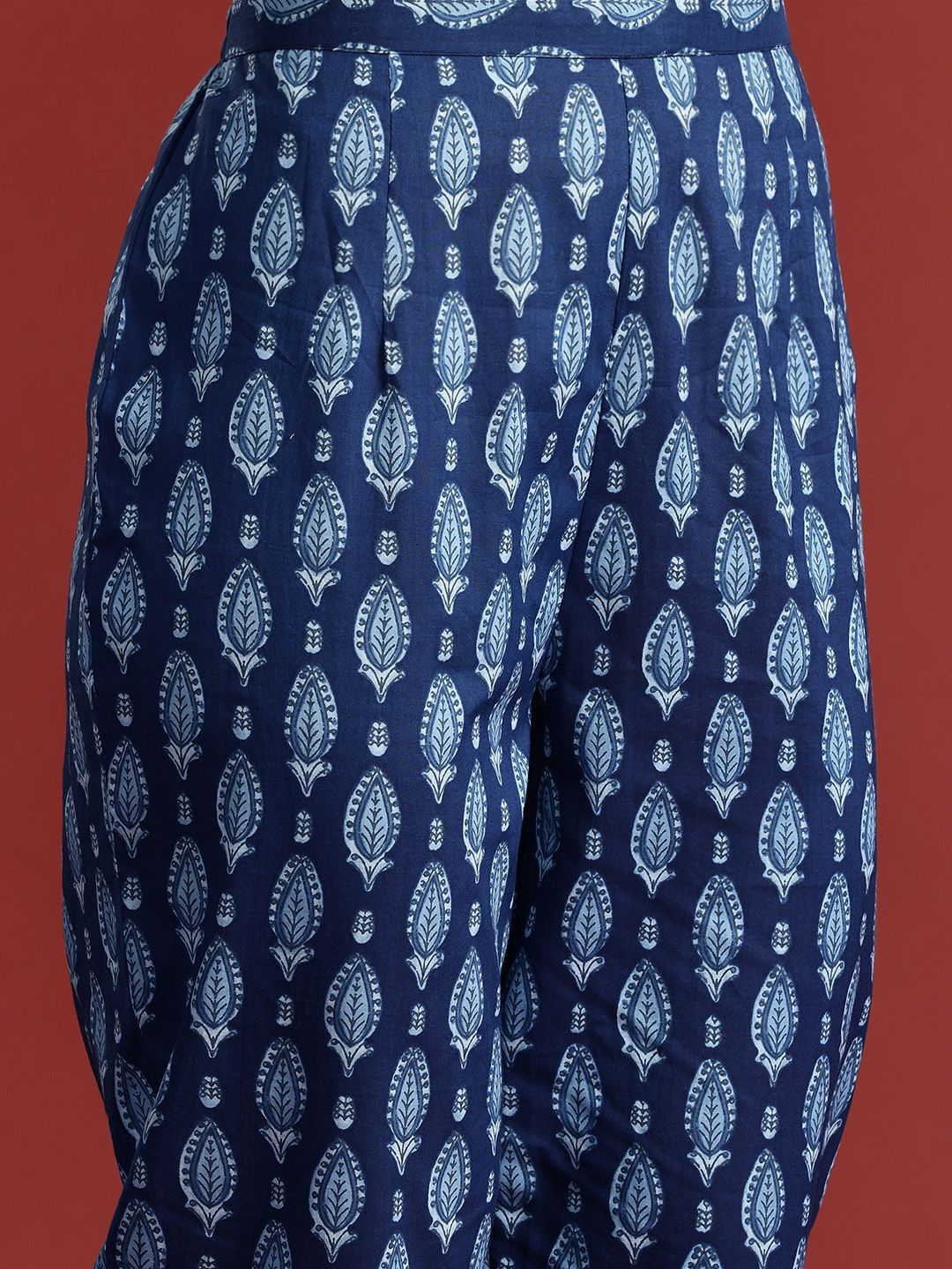 Dhiyona IE Ethnic Motifs Printed Pure Cotton Kurta with Trousers