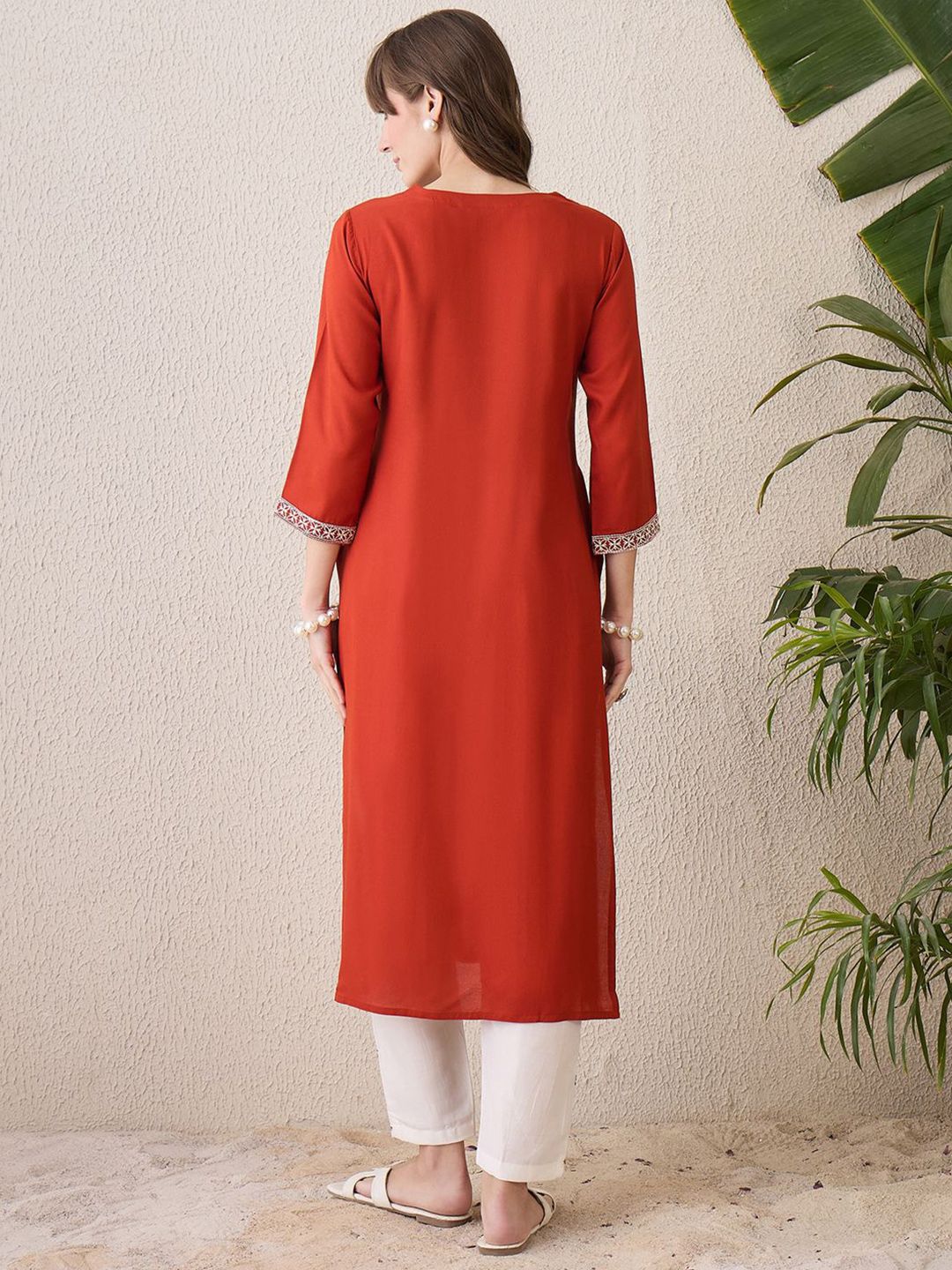Dhiyona IE Floral Yoke Design Thread Work Cotton Straight Kurta