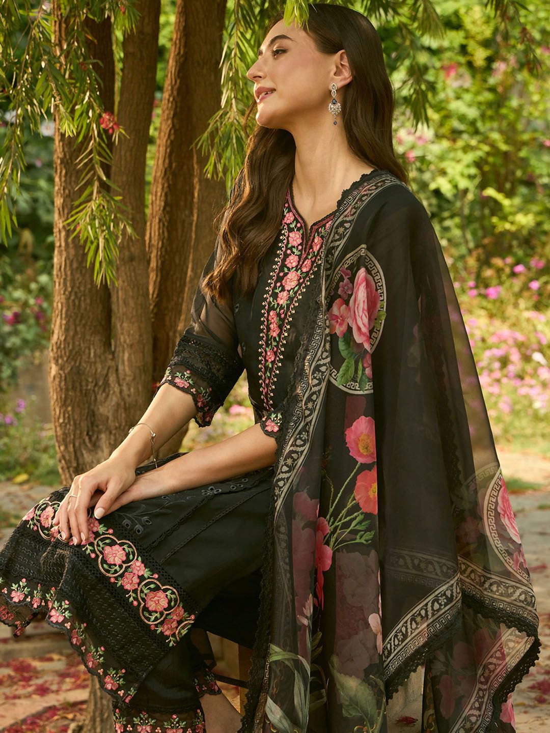 Dhiyona IE Floral Embroidered Organza Straight Kurta With Trousers & Dupatta
