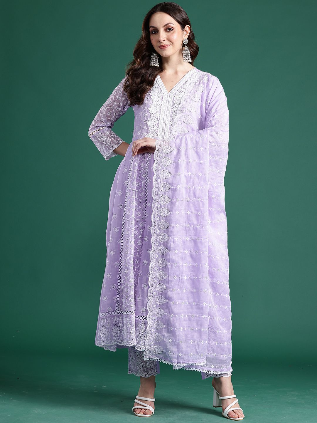 Floral Embroidered Thread Work Pure Cotton Kurta With Trousers & Dupatta