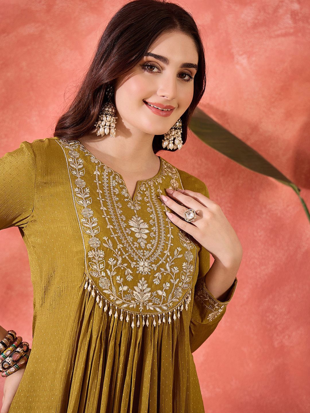 Dhiyona SN Women's Zari & Sequin Embroidered Lace Work Kurta & Trousers