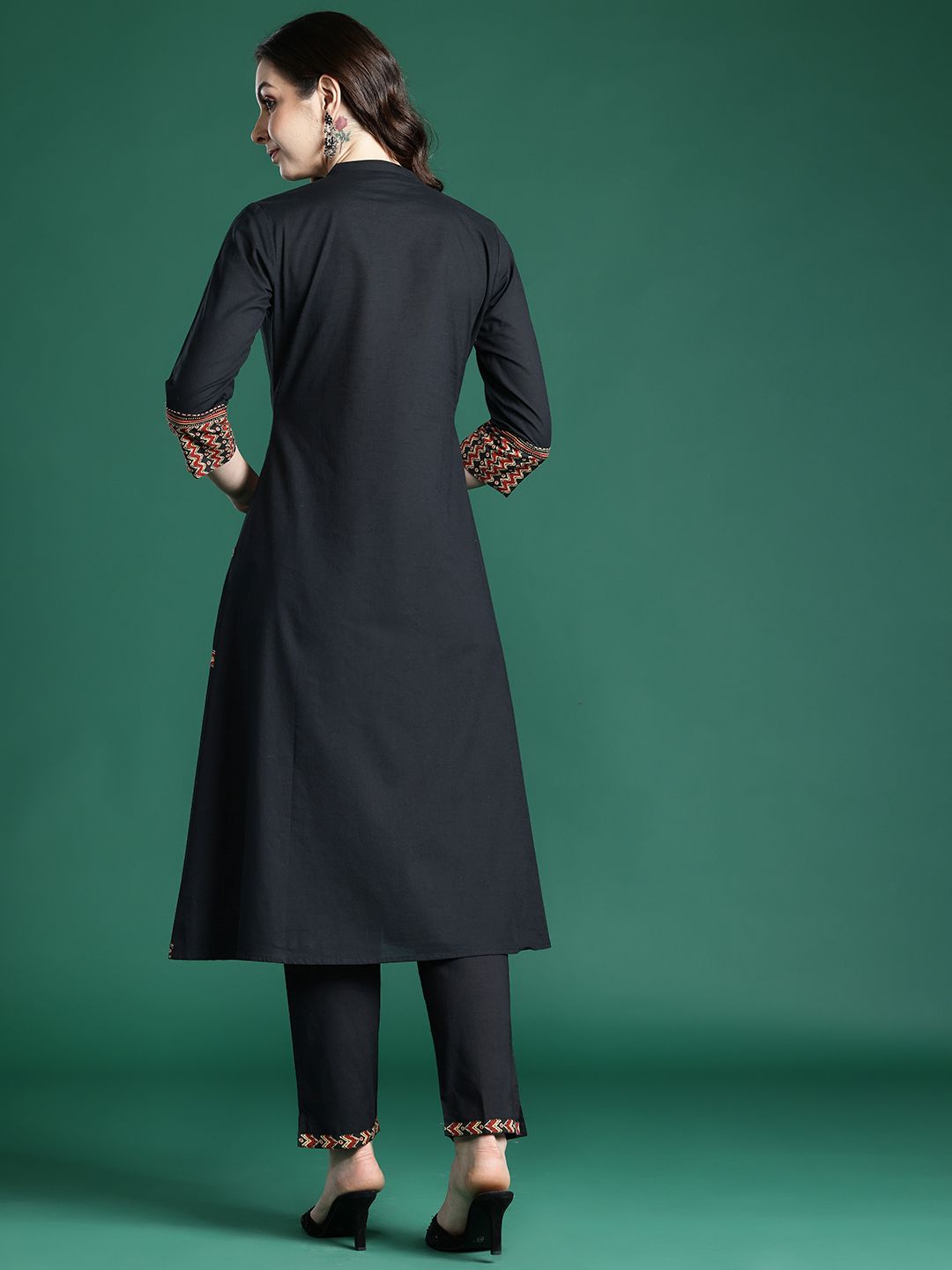 Ethnic Motifs Printed Pure Cotton Kurta with Trousers