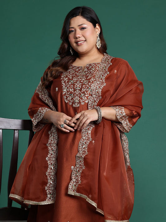 Plus Size Floral Embroidered Sequinned Liva Kurta with Trousers & With Dupatta