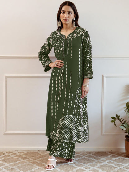 Dhiyona IE Women Printed Regular Beads and Stones Kurta with Trousers