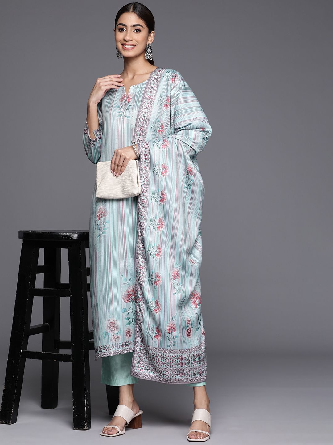 Dhiyona VA Women'sBlue Floral Printed & Striped Round Neck Straight Kurta with Trousers & Dupatta