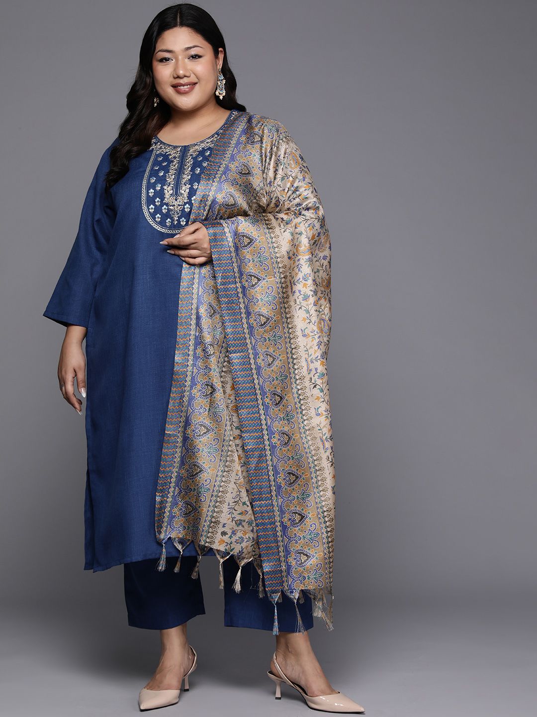 Dhiyona VA Women'sPlus Size Embroidered Thread Work Kurta with Trousers & Dupatta