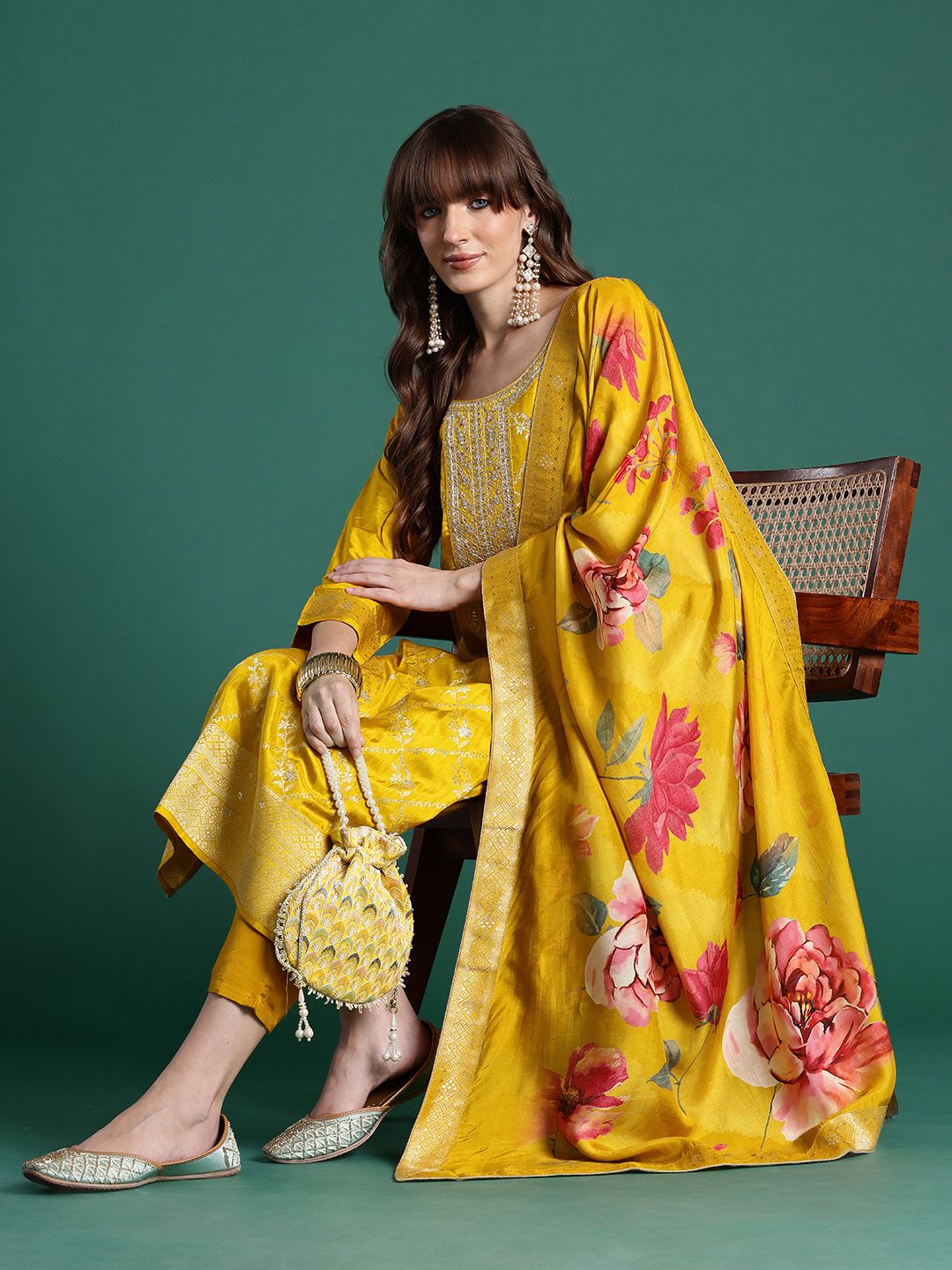 Dhiyona IE Ethnic Motifs Yoke Design Thread Work Kurta With Trousers & Dupatta