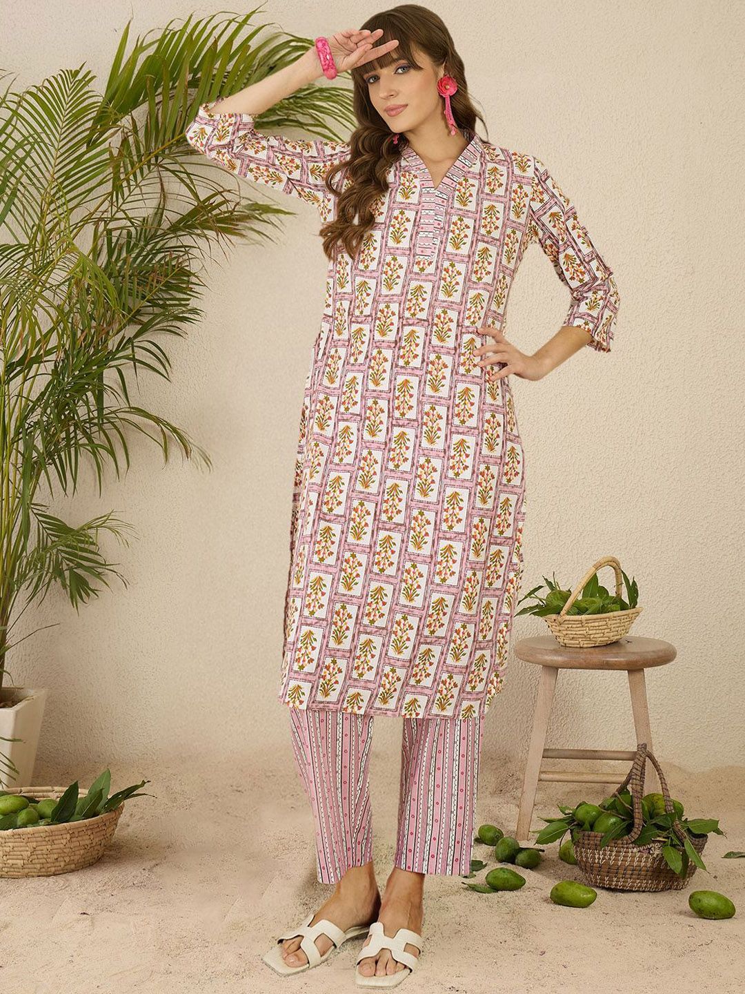 Women Floral Printed Regular Pure Cotton Kurta with Trousers