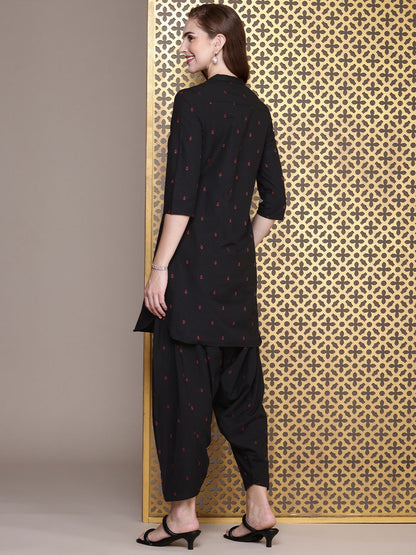 Dhiyona PD Women Women Woven design Regular Jashn Kurta with Patiala