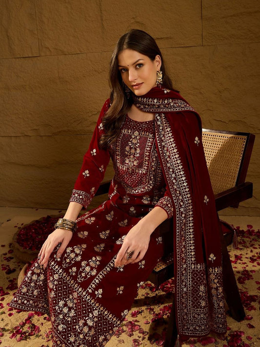 Dhiyona PD Women Embroidered Velvet Straight Kurta With Trousers And Dupatta