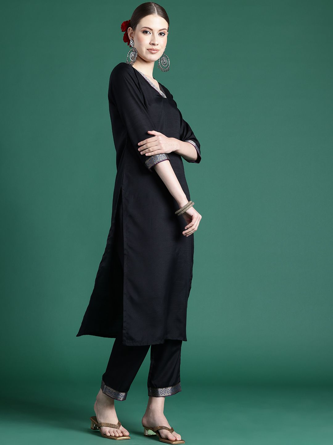 Dhiyona IE Yoke Design Zari Pure Cotton Kurta With Trousers & Dupatta