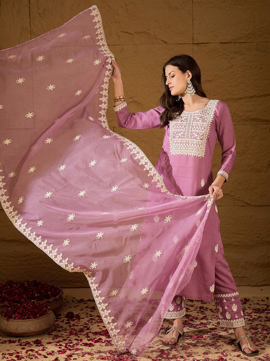 Dhiyona PD Women Embroidered Thread Work Straight Kurta With Trousers And Dupatta