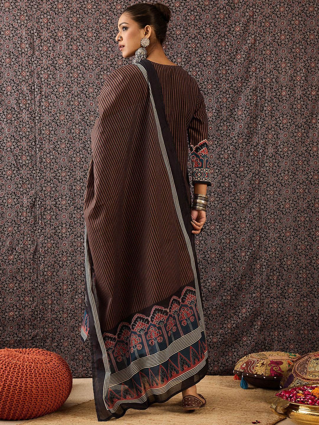 Women Ethnic Motifs Printed Regular Sequinned Pure Cotton Kurta with Trousers & With Dupatta