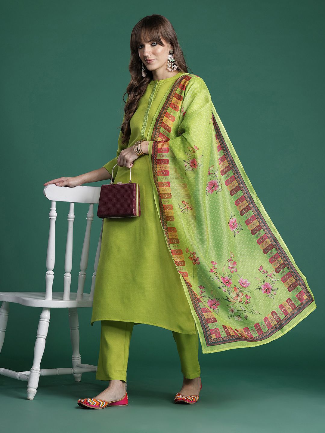 Ethnic Motifs Yoke Design Thread Work Kurta with Trousers & With Dupatta