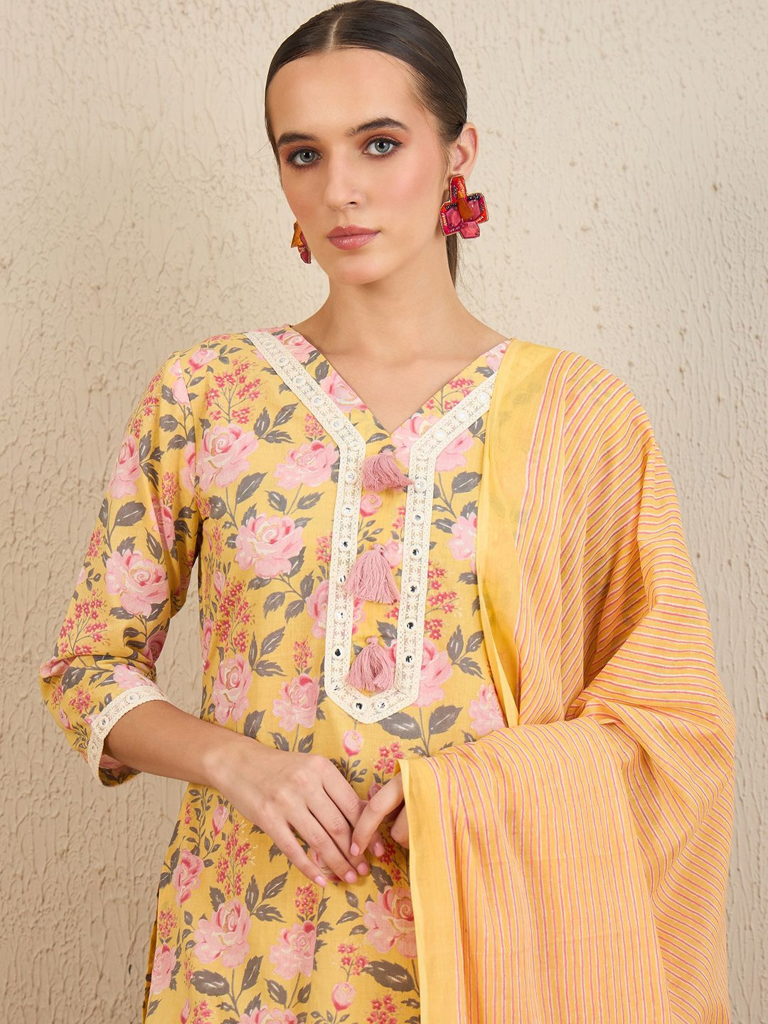 Dhiyona IE Floral Printed Thread Work Pure Cotton Straight Kurta With Trousers & Dupatta