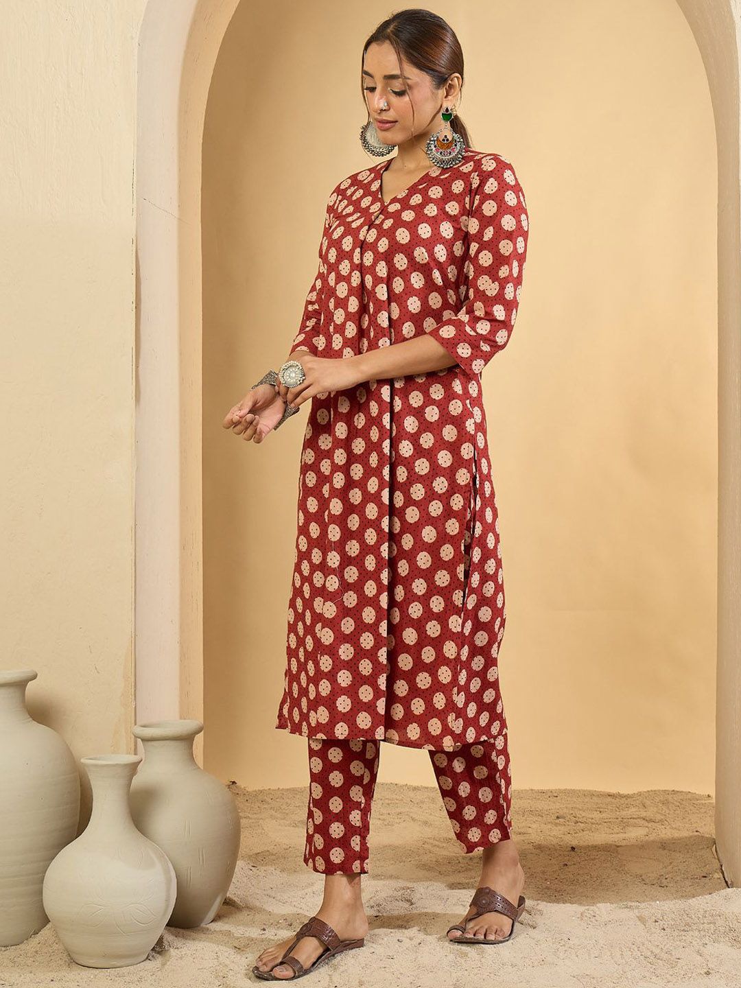 Dhiyona IE Women Printed Pleated Pure Cotton Kurta with Trousers