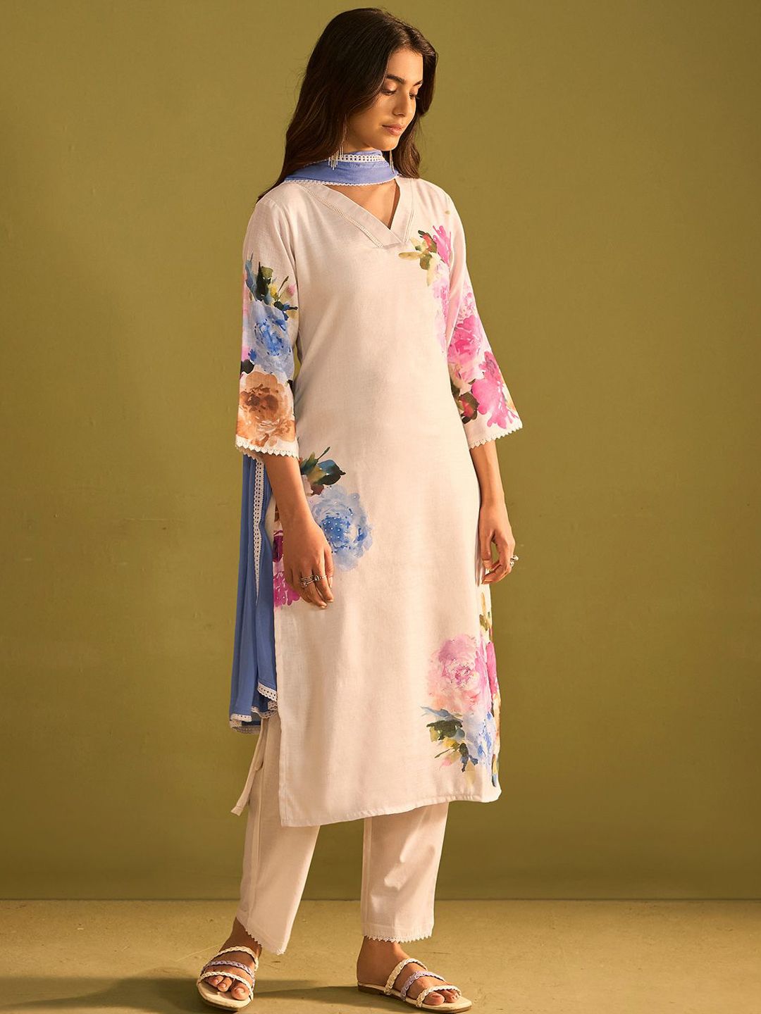 Floral Printed Beads and Stones Linen Straight Kurta with Trouser & Dupatta