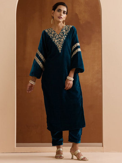 Dhiyona IS Women's Women Floral Embroidered Regular Thread Work Velvet Kurta with Trousers & With Dupatta