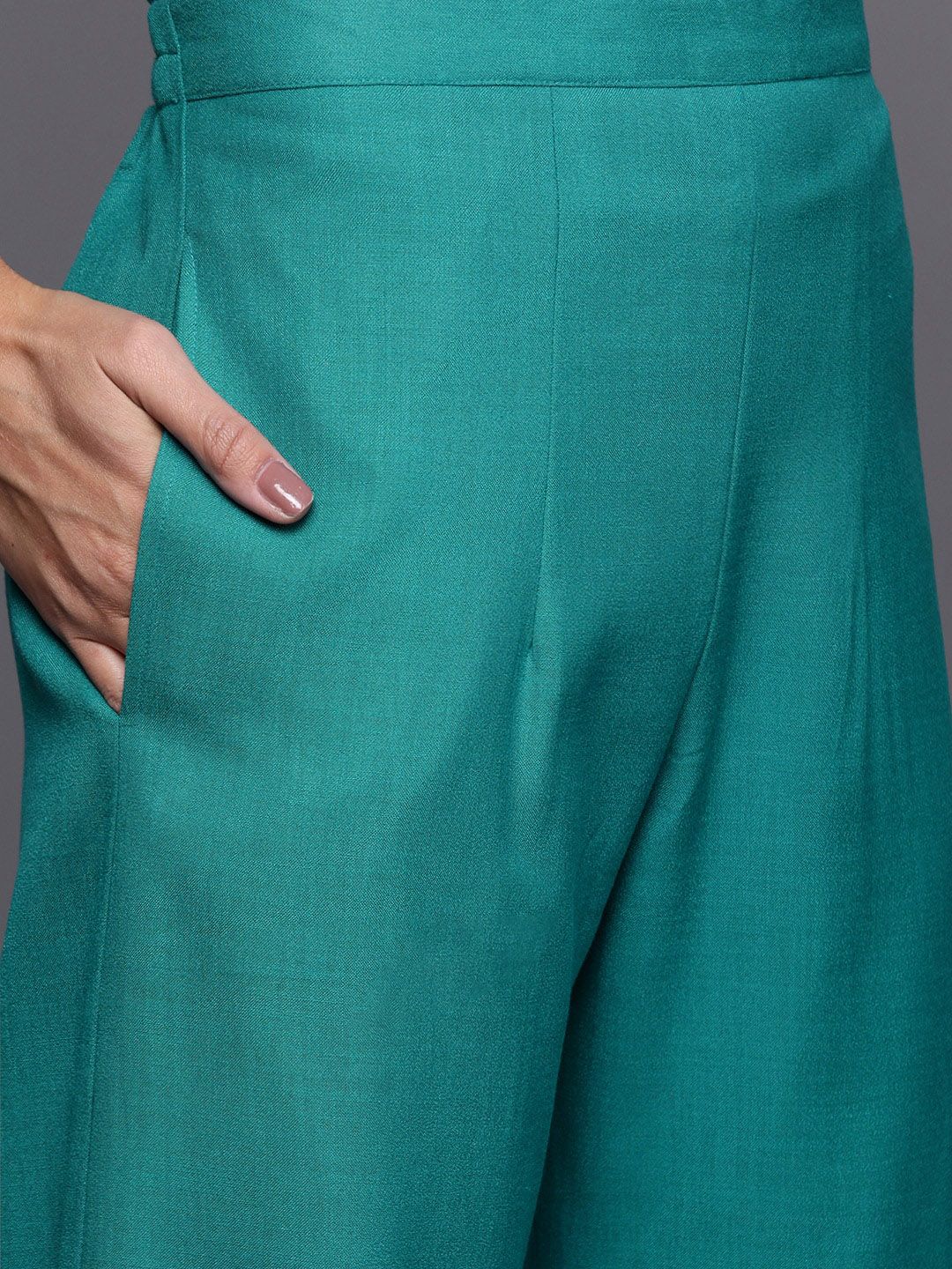 Women Ethnic Motifs Printed Kurta With Palazzos