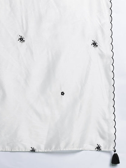 Ethnic Motifs Kurta with Trousers & Dupatta