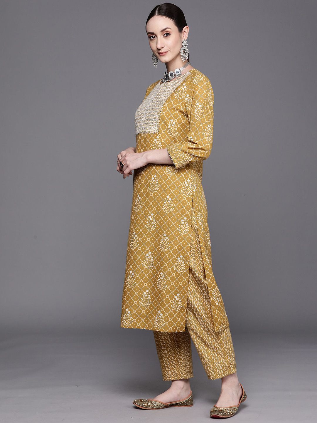 Ethnic Motifs Embroidered Pure Cotton Straight Kurta With Trousers & Dupatta