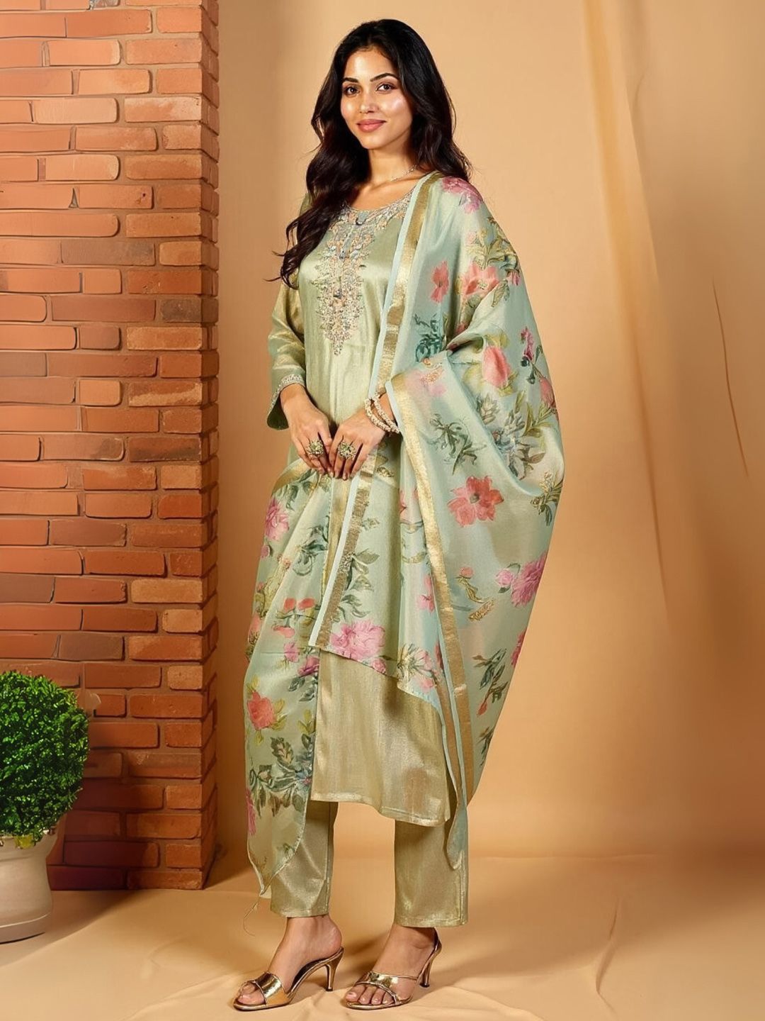 Dhiyona IE Women Ethnic Motifs Embroidered Thread Work Kurta Trousers With Printed Dupatta