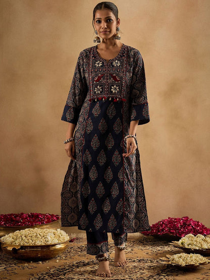 Dhiyona IE Women Ethnic Motifs Embroidered Panelled Mirror Work Pure Cotton Kurta