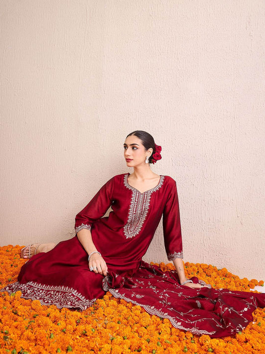 Women Ethnic Motifs Yoke Design Regular Sequinned Kurta with Trousers & With Dupatta